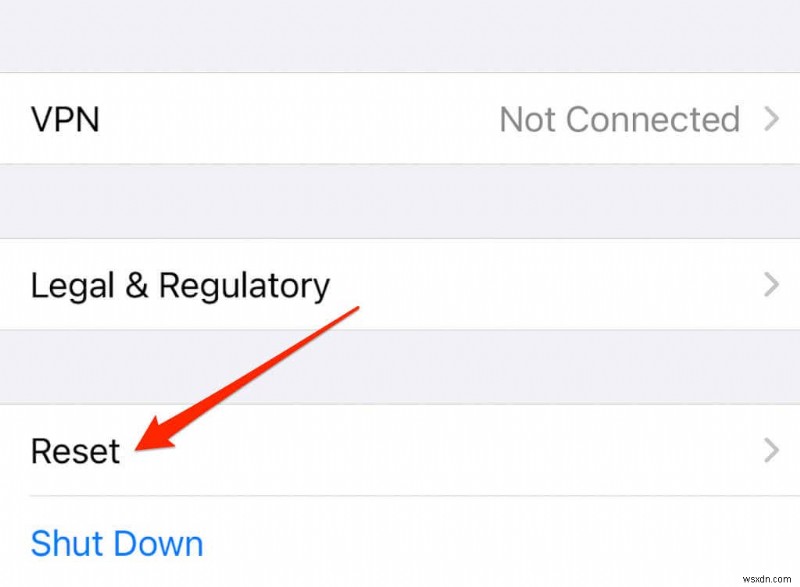 9 Fixes When iPhone Flashlight Not Working