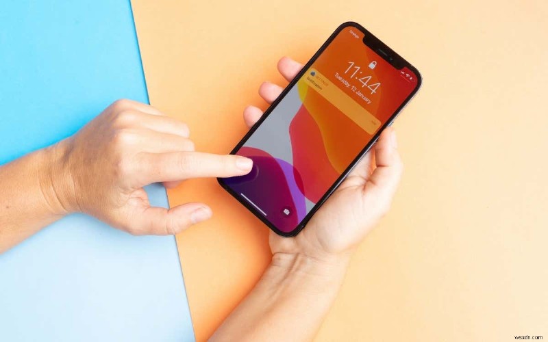 3 Ways to Erase Your Old iPhone Before Trading It In