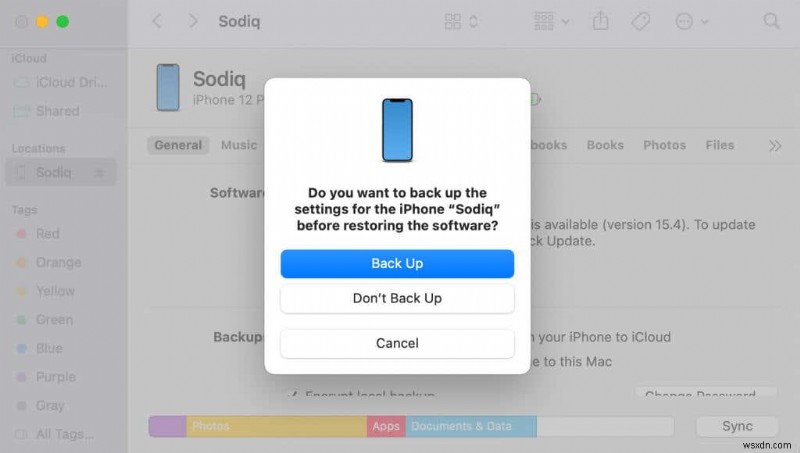 3 Ways to Erase Your Old iPhone Before Trading It In