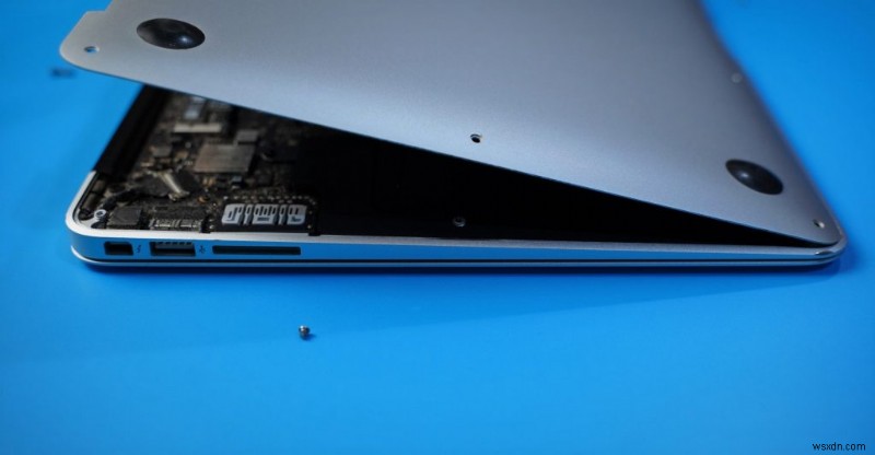 Here’s How To Troubleshoot Your Laptop’s Battery