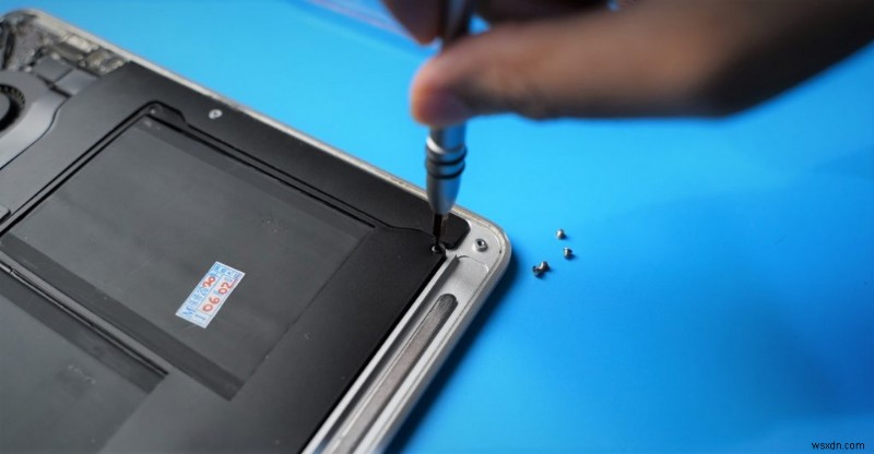 Here’s How To Troubleshoot Your Laptop’s Battery