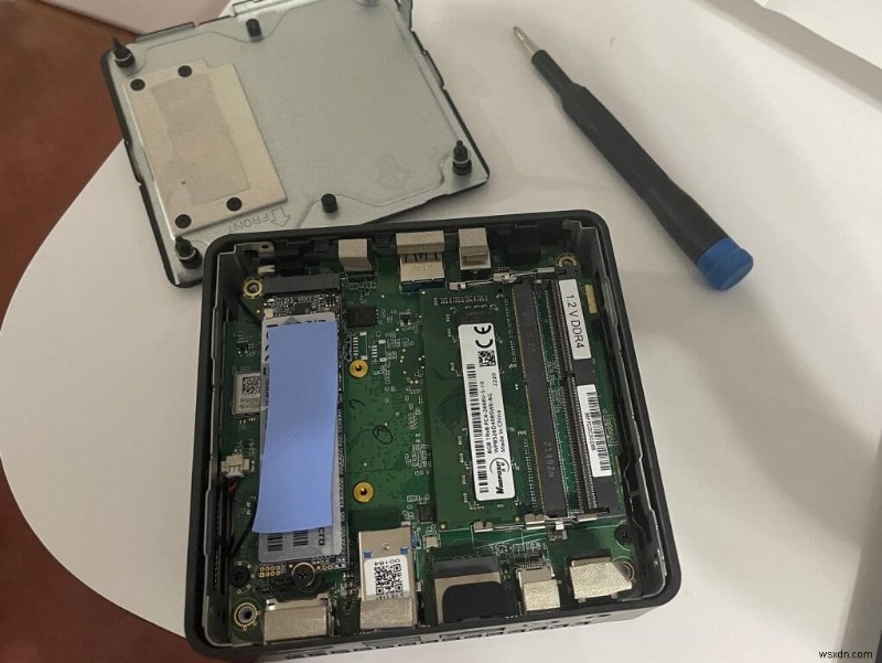 GEEKOM MiniAir 11 Mini PC Review: Better than Intel NUC with performance on a budget