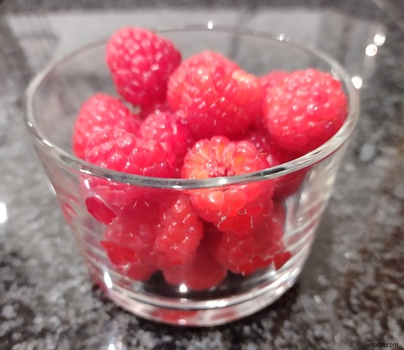 Nokia X10 review - Big phone, decent spec, average camera