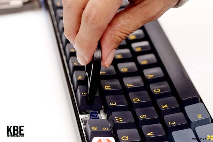 Removing Keyboard Keycaps – Everything You Should Know