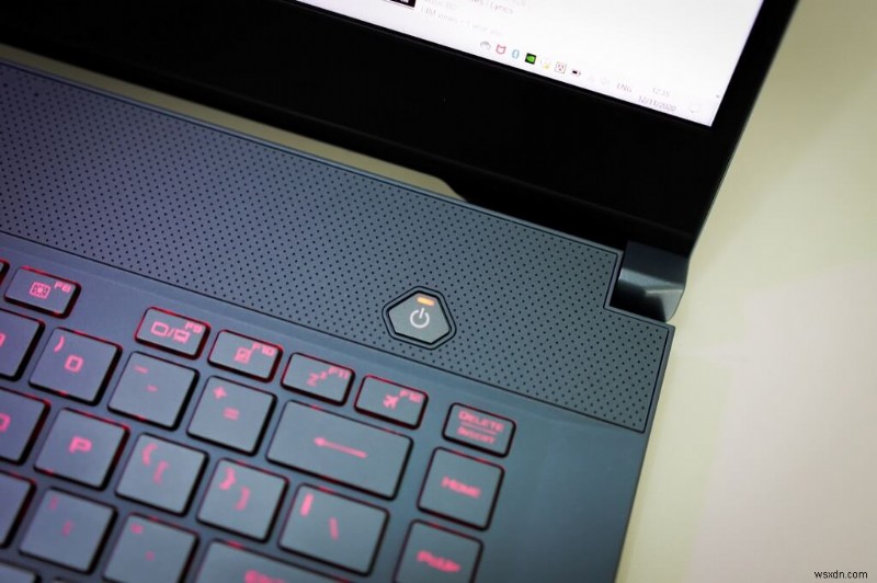Windows White Screen of Death: What It Is & 8 Proven Fixes