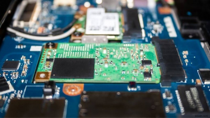 Solid State Drives Explained: Benefits, Drawbacks, and Why They re Replacing HDDs