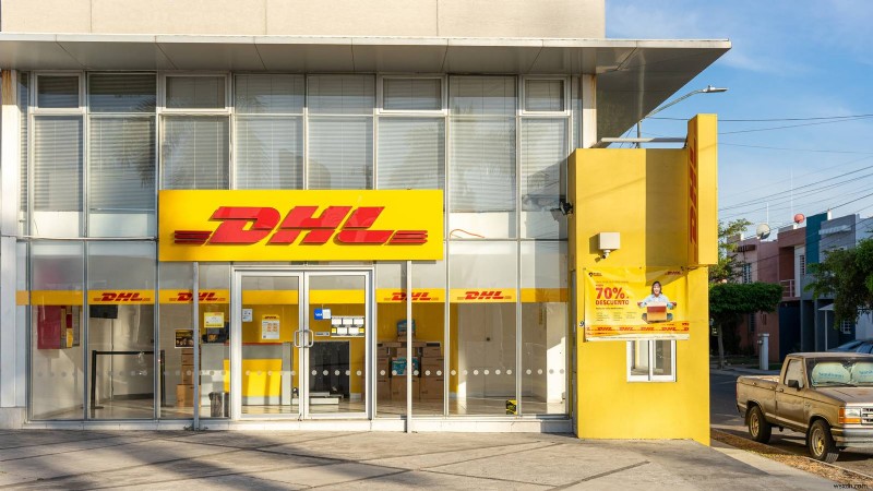 DHL Phishing Alert: How to Spot Password‑Stealing Links