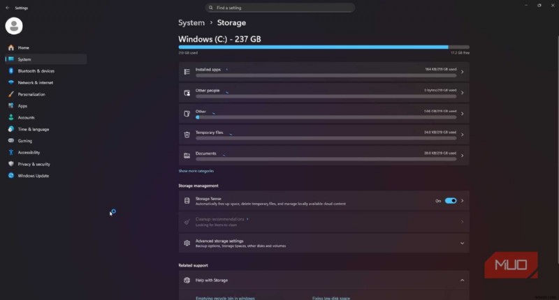 Why Modified Windows 11 Outshines Linux as the Best Windows 10 Alternative