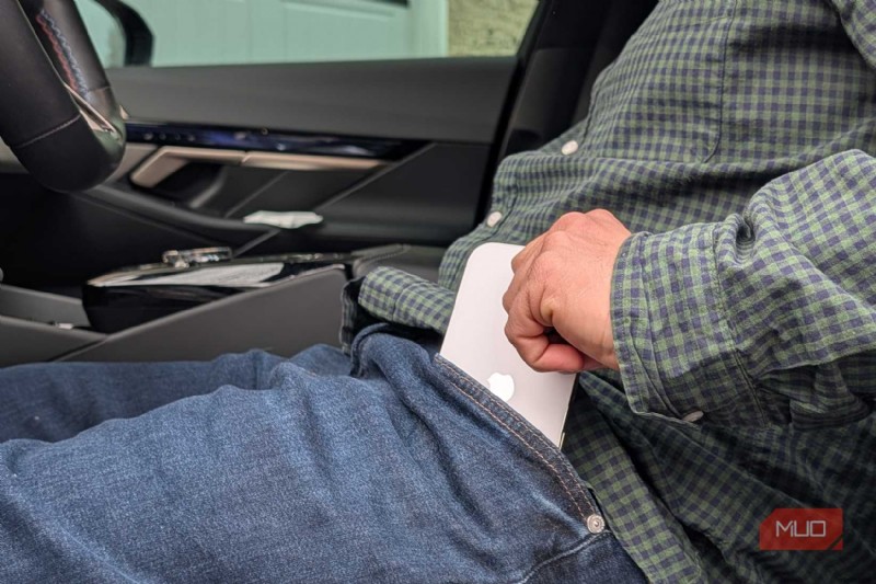 Keep Your Phone Pristine Without a Case: 3 Proven Rules