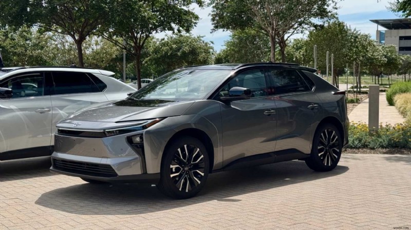 Subaru SUV Outperforms Toyota Camry in Total Ownership Costs
