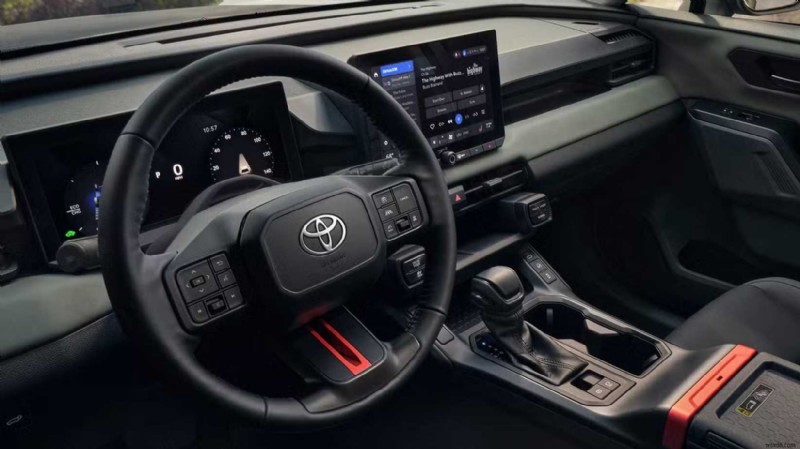 Why This Japanese Hybrid SUV Is the Smartest Choice for Modern Drivers