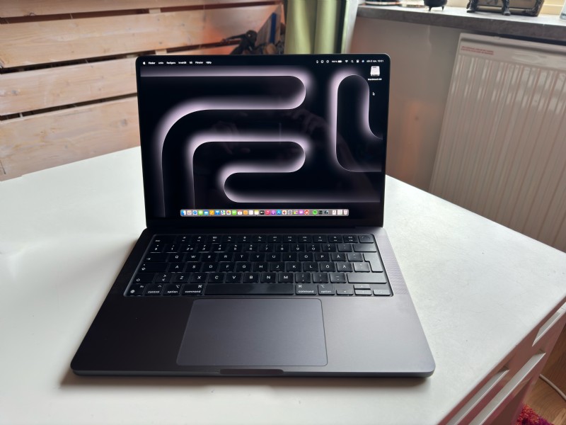 The Ultimate Guide to Choosing the Best MacBook for Students in 2026
