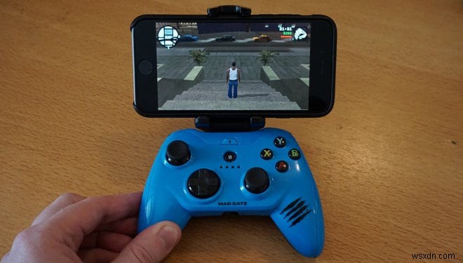 How to Use an iPhone Controller to Play iPad Games
