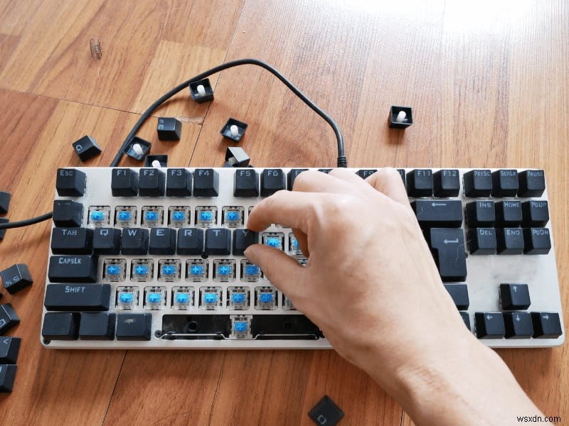 How to Fix Sticky or Unresponsive Keyboard Keys Quickly