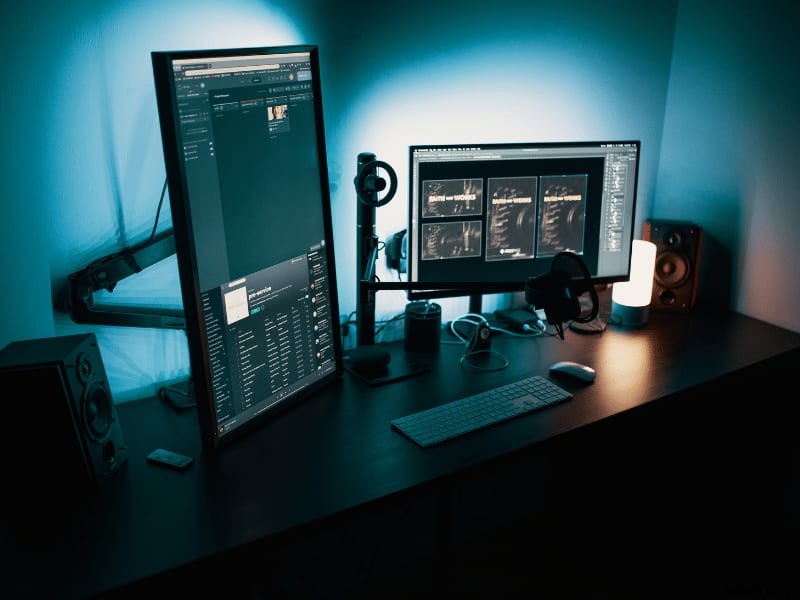 Understanding and Fixing Common Software Glitches on Your Computer
