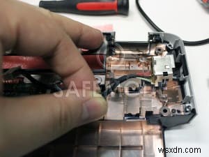 HP Pavilion DV6‑3000 Repair Guide: Replacing the Bottom Case to Resolve Overheating & Lid Issues