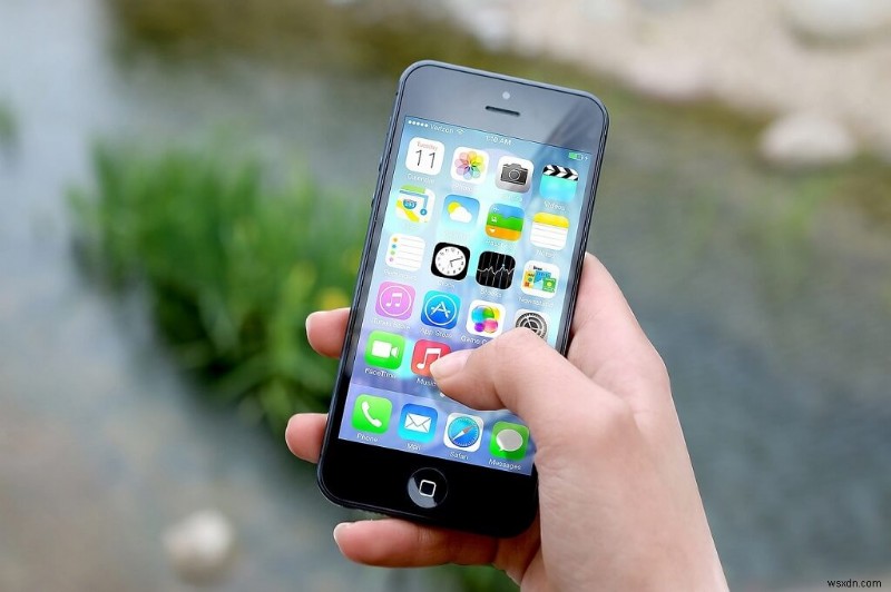 Google Messages vs Samsung Messages: Which App Wins for Your Phone?