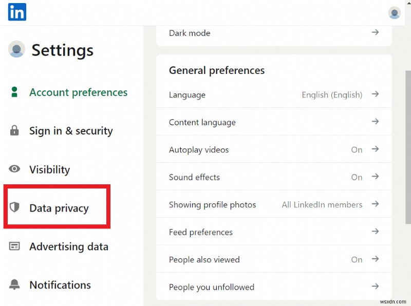 Turn LinkedIn Read Receipts On or Off: A Quick Guide