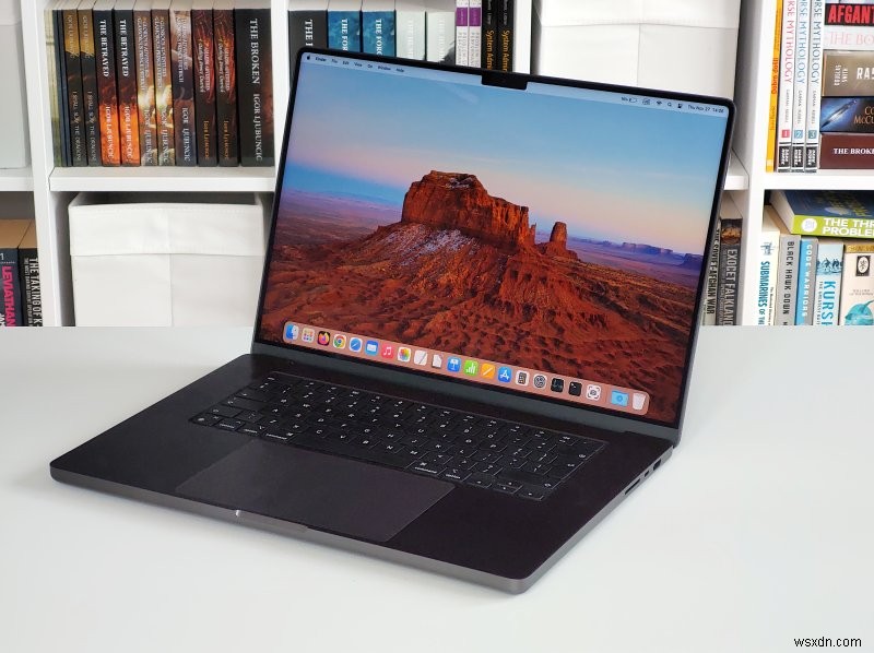 Why Windows 11 Prompted Me to Switch to a MacBook