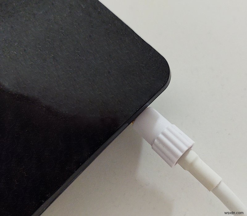 Mobile Internet Unpacked: Performance, Reliability, and User Experience