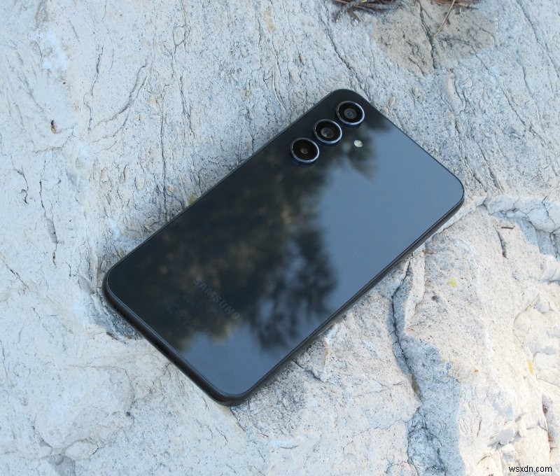 Samsung Galaxy A54 Review: Solid Performance, Average Experience
