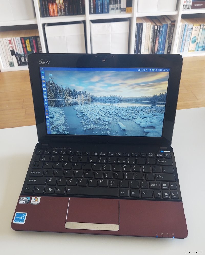 Why the Asus eeePC Still Shines in 2024 with MX Linux
