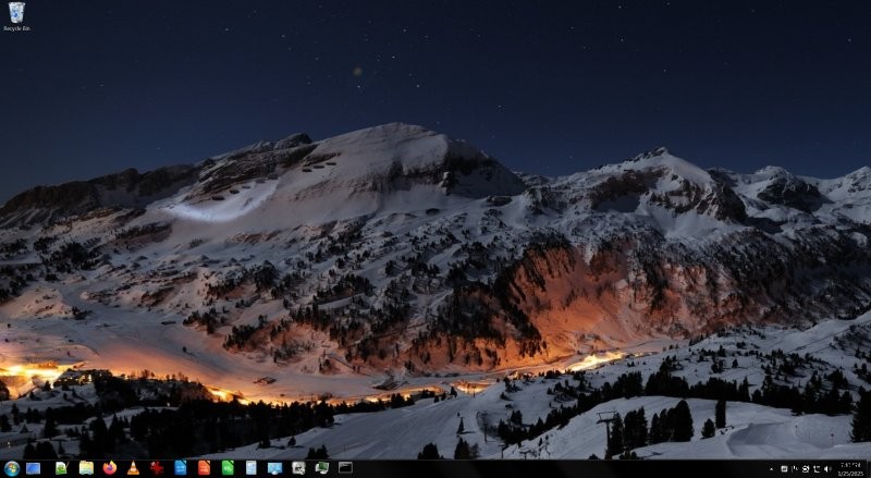 Revisiting Windows 7 in 2025: Nostalgia vs Reality