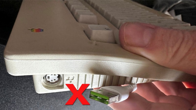 How I Built a Configurable ADB‑to‑USB Adapter to Revive a 1990 Apple Keyboard on Windows