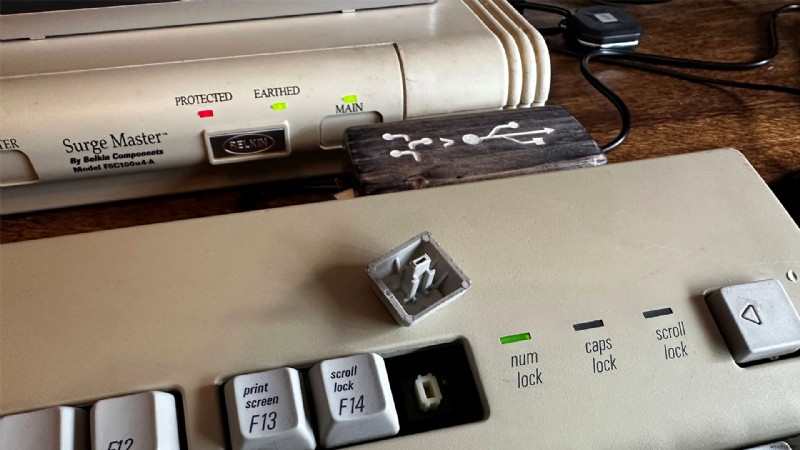How I Built a Configurable ADB‑to‑USB Adapter to Revive a 1990 Apple Keyboard on Windows