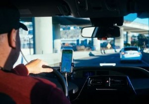 4 Ways to Protect Yourself From Rideshare Scams
