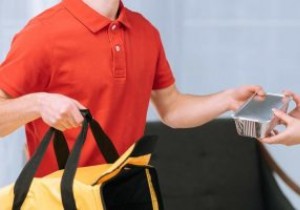 Use Google Voice to Make Food Delivery Less Annoying