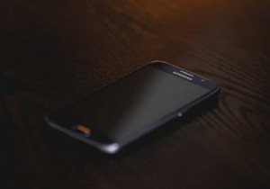 Step-by-Step Guide: Safely Removing and Inserting a SIM Card on Samsung Galaxy S6